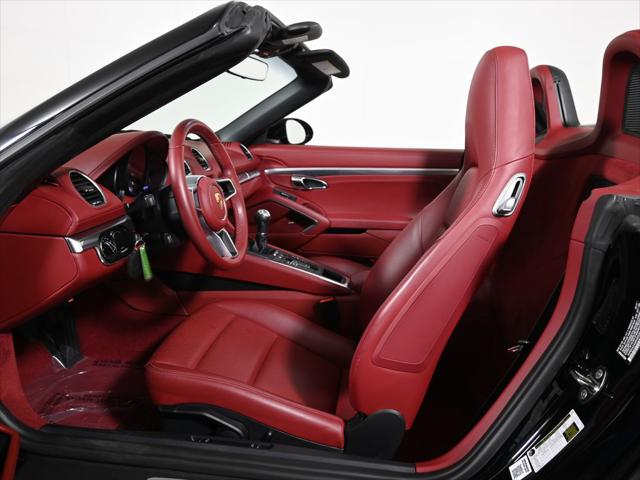 2022 Porsche 718 Boxster T