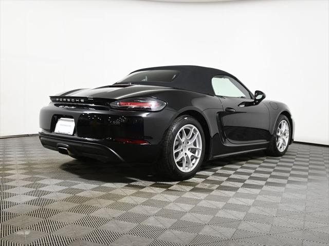 2022 Porsche 718 Boxster T
