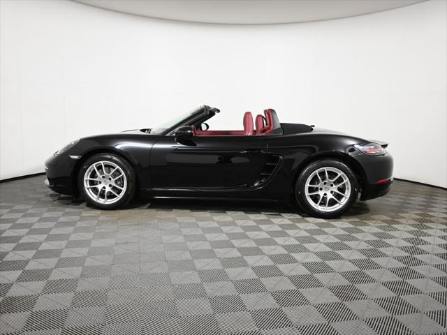 2022 Porsche 718 Boxster T
