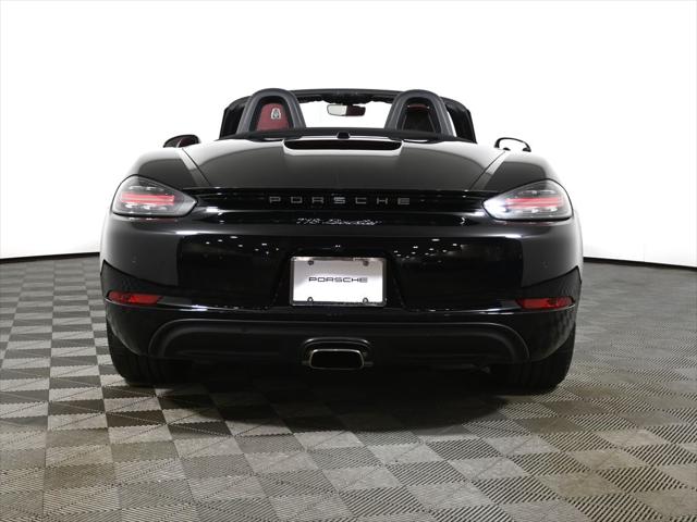 2022 Porsche 718 Boxster T