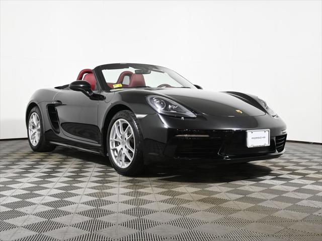 2022 Porsche 718 Boxster T
