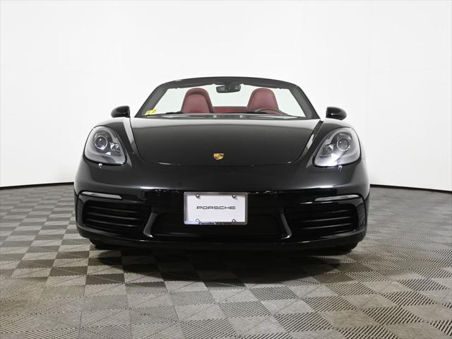 2022 Porsche 718 Boxster T