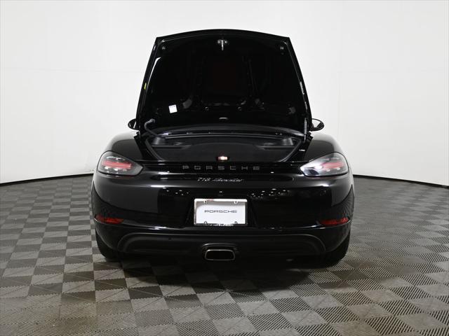 2022 Porsche 718 Boxster T