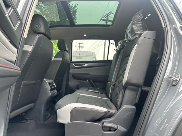 2026 Volkswagen Atlas Peak Edition