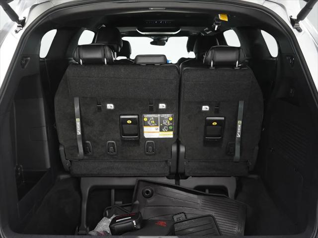 2025 Toyota Sienna Platinum