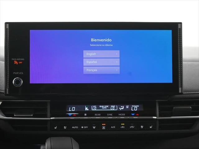 2025 Toyota Sienna Platinum