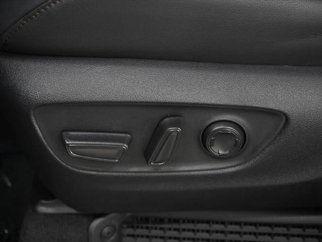 2025 Toyota Sienna Platinum
