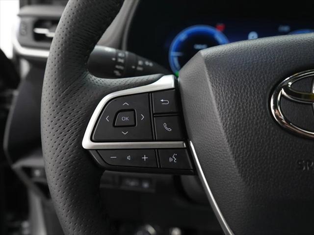 2025 Toyota Sienna Platinum