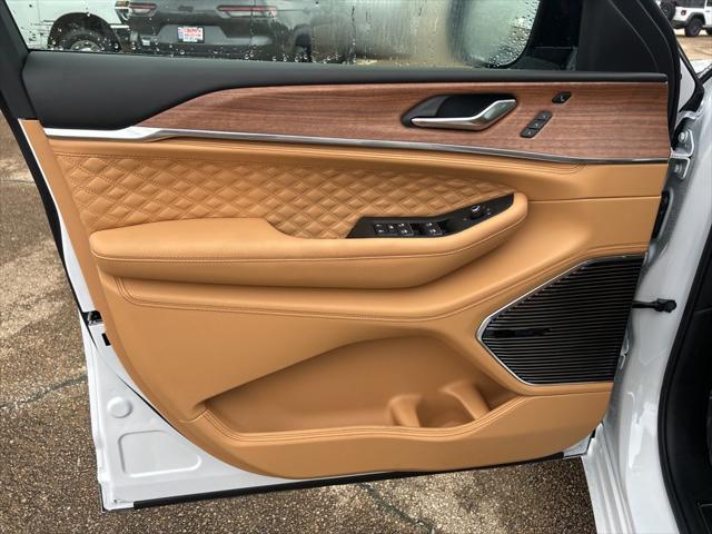 2026 Jeep Grand Cherokee L Summit 4x4