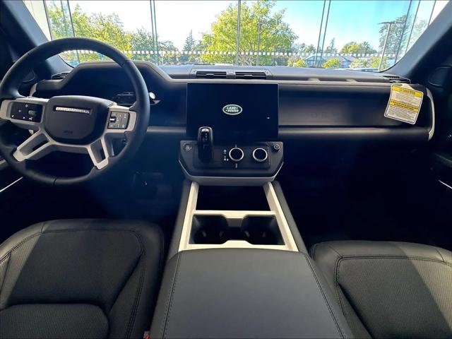 2026 Land Rover Defender P400 X-Dynamic SE