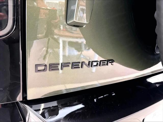 2026 Land Rover Defender P400 X-Dynamic SE