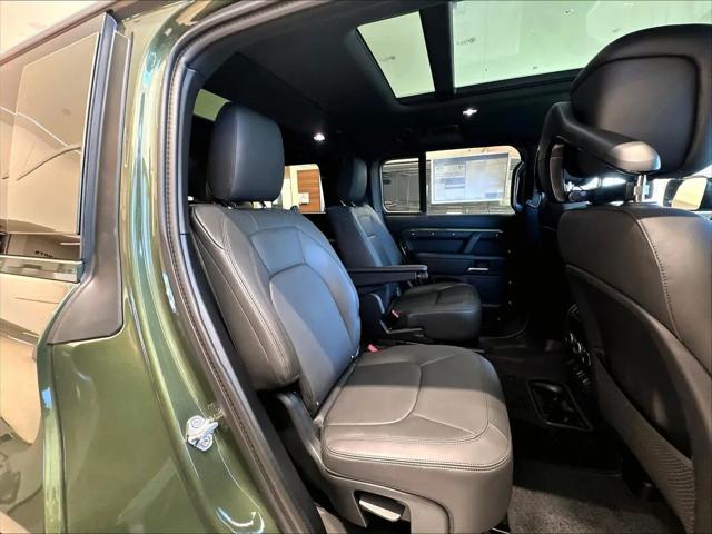 2026 Land Rover Defender P400 X-Dynamic SE