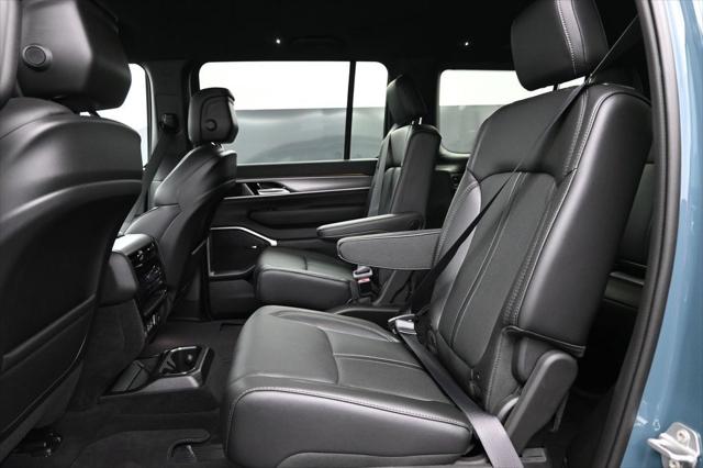 2026 Jeep Grand Wagoneer 4x2