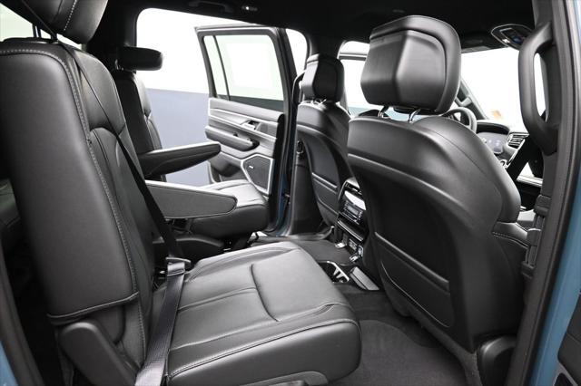 2026 Jeep Grand Wagoneer 4x2