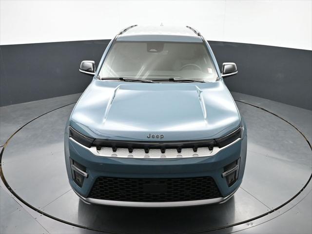 2026 Jeep Grand Wagoneer 4x2