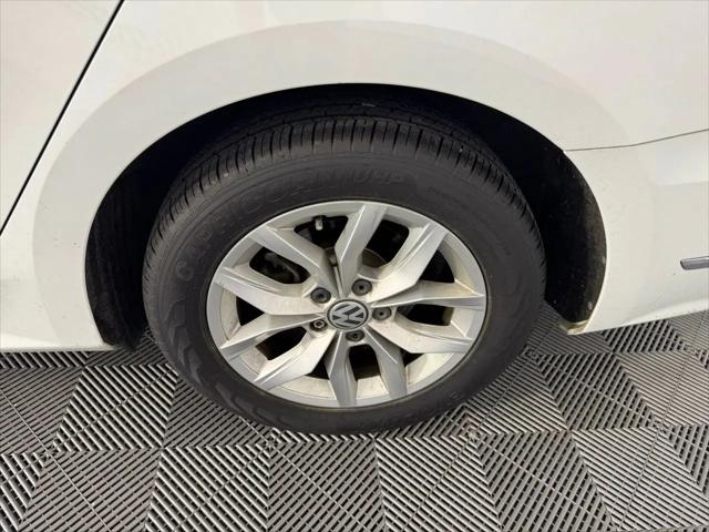 2018 Volkswagen Passat 2.0T S