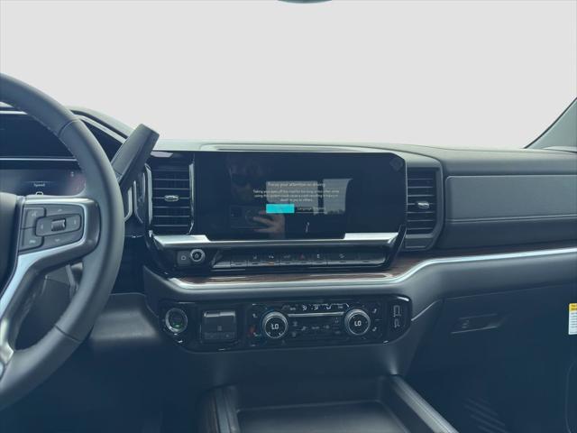 2026 Chevrolet Silverado 2500HD Crew Cab, Standard Bed, LT, 4WD
