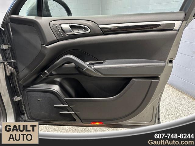 2014 Porsche Cayenne S