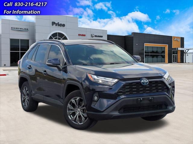 2022 Toyota RAV4 Hybrid XLE Premium for sale in Floresville, TX