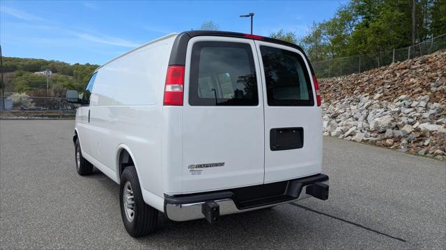 2024 Chevrolet Express Cargo Van RWD 2500 Regular Wheelbase WT
