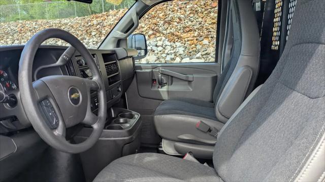 2024 Chevrolet Express Cargo Van RWD 2500 Regular Wheelbase WT