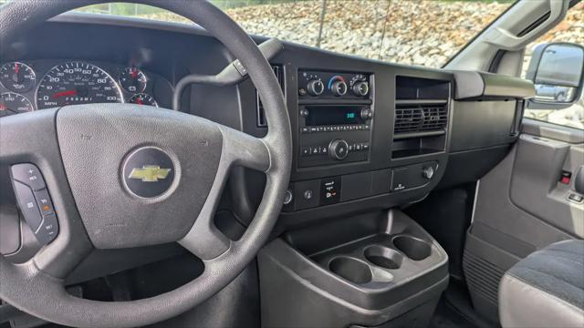 2024 Chevrolet Express Cargo Van RWD 2500 Regular Wheelbase WT