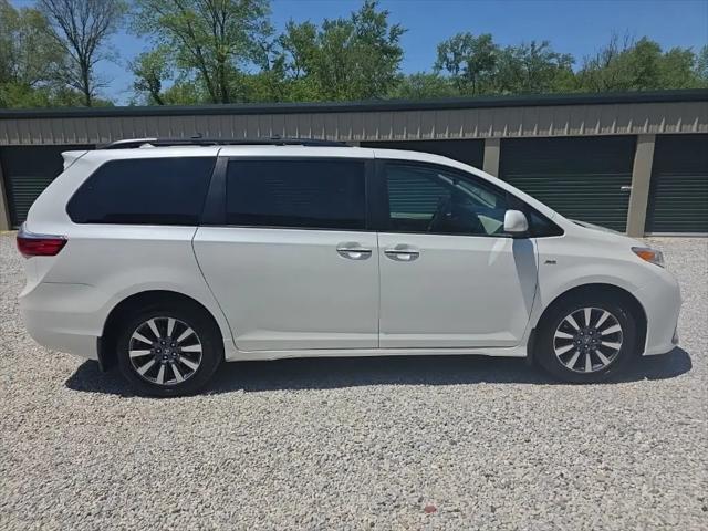2020 Toyota Sienna XLE Premium