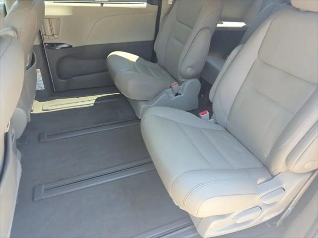 2020 Toyota Sienna XLE Premium