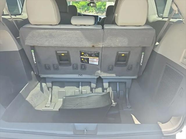 2020 Toyota Sienna XLE Premium