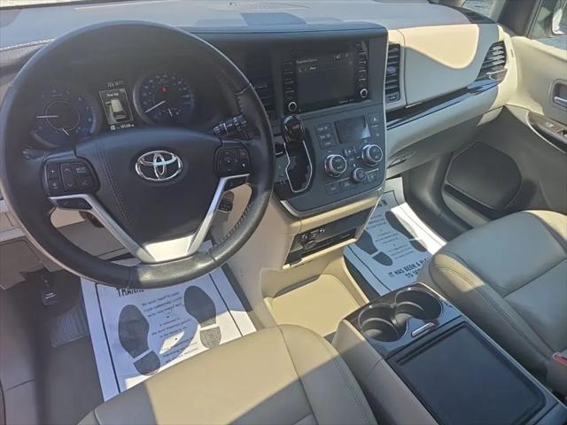 2020 Toyota Sienna XLE Premium