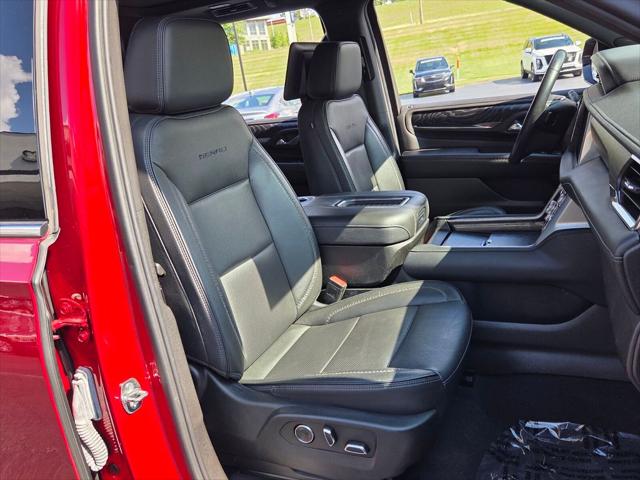 2023 GMC Yukon XL 4WD Denali