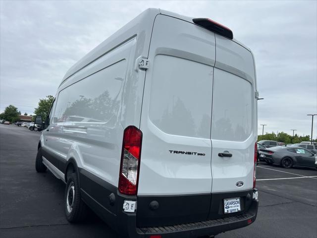 2026 Ford Transit Cargo Van Base