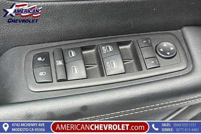 2024 Chrysler Pacifica Hybrid S Appearance Pkg