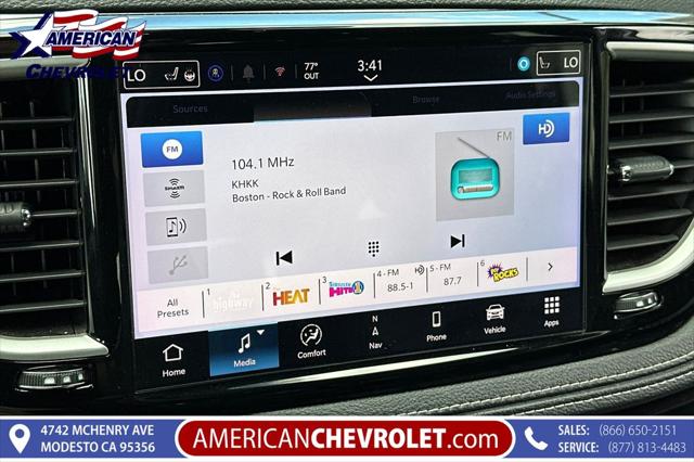 2024 Chrysler Pacifica Hybrid S Appearance Pkg