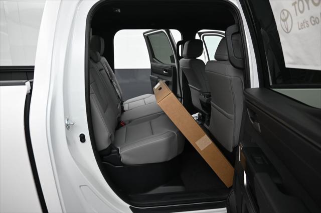 2026 Toyota Tundra SR5 CrewMax 5.5' Bed