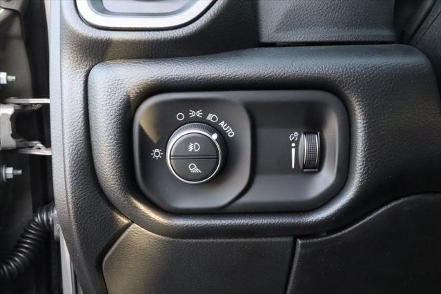 2026 Ram 2500 Black Express Crew Cab 4x4 64 Box