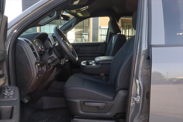 2026 Ram 2500 Black Express Crew Cab 4x4 64 Box