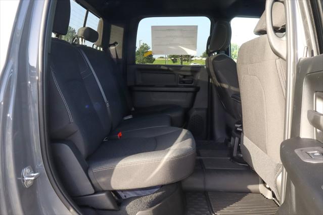 2026 Ram 2500 Black Express Crew Cab 4x4 64 Box