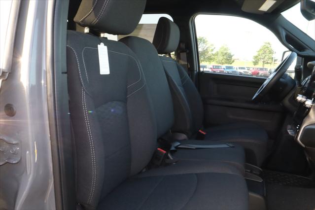 2026 Ram 2500 Black Express Crew Cab 4x4 64 Box