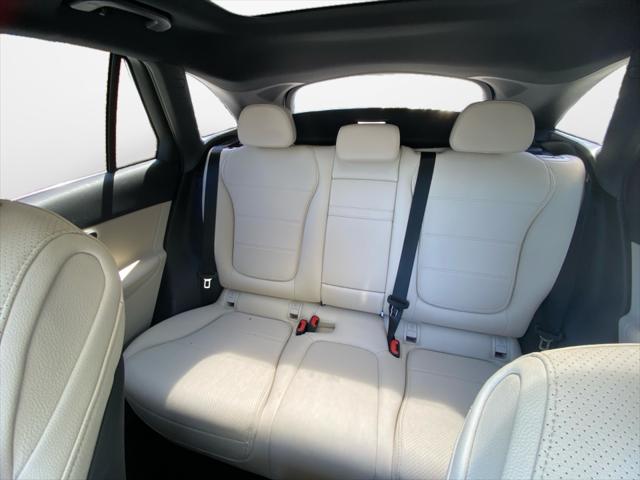 2026 Mercedes-Benz GLC Unknown