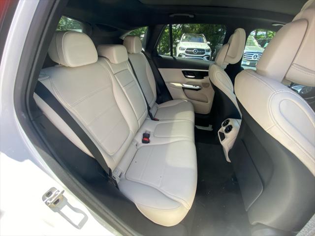 2026 Mercedes-Benz GLC Unknown
