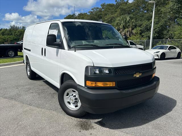 2025 Chevrolet Express Cargo Van RWD 2500 Regular Wheelbase WT