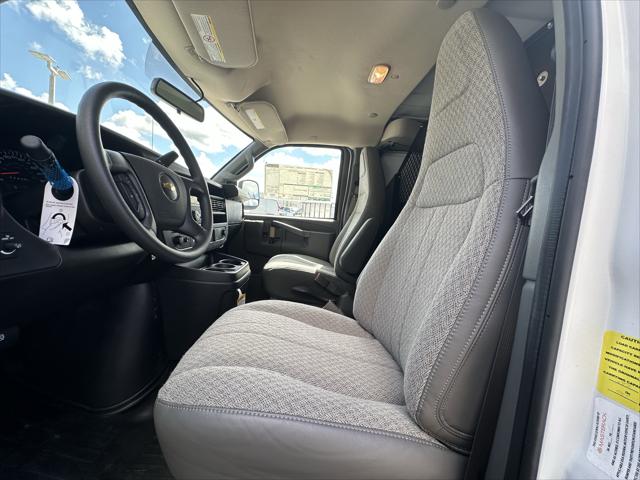 2025 Chevrolet Express Cargo Van RWD 2500 Regular Wheelbase WT