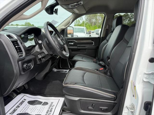 2024 Ram 3500 Tradesman/SLT/Laramie/Limited