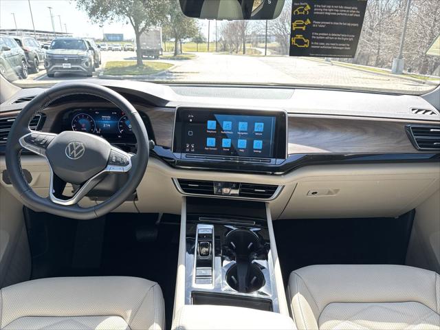 2026 Volkswagen Atlas SE with Technology