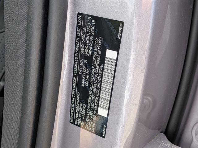 2026 Volvo XC60 B5 Plus