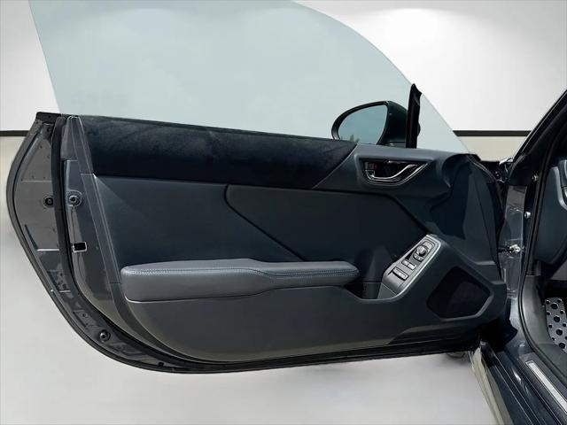 2025 Subaru BRZ tS