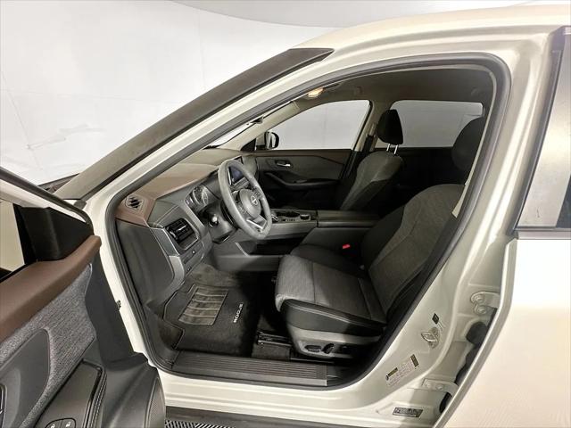 2022 Nissan Rogue SV Intelligent AWD