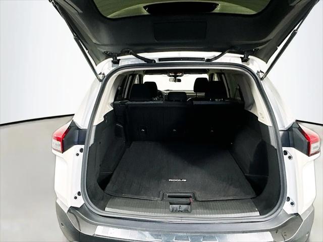 2022 Nissan Rogue SV Intelligent AWD