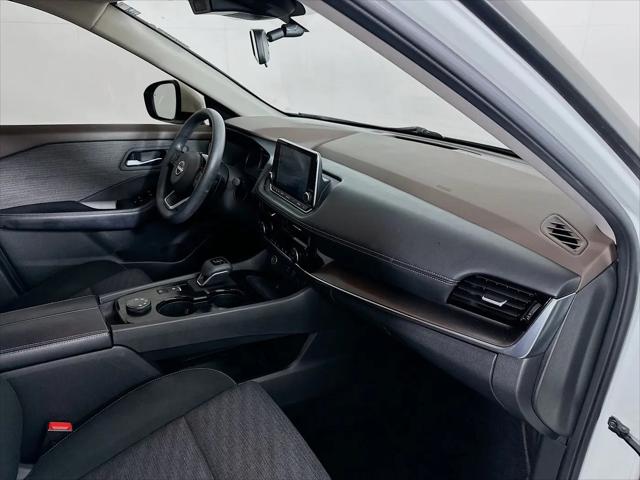 2022 Nissan Rogue SV Intelligent AWD